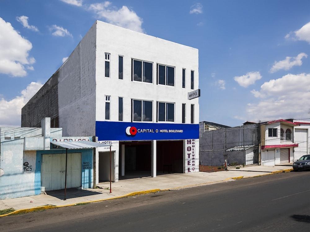 Hotel Alameda Maravatío Buitenkant foto