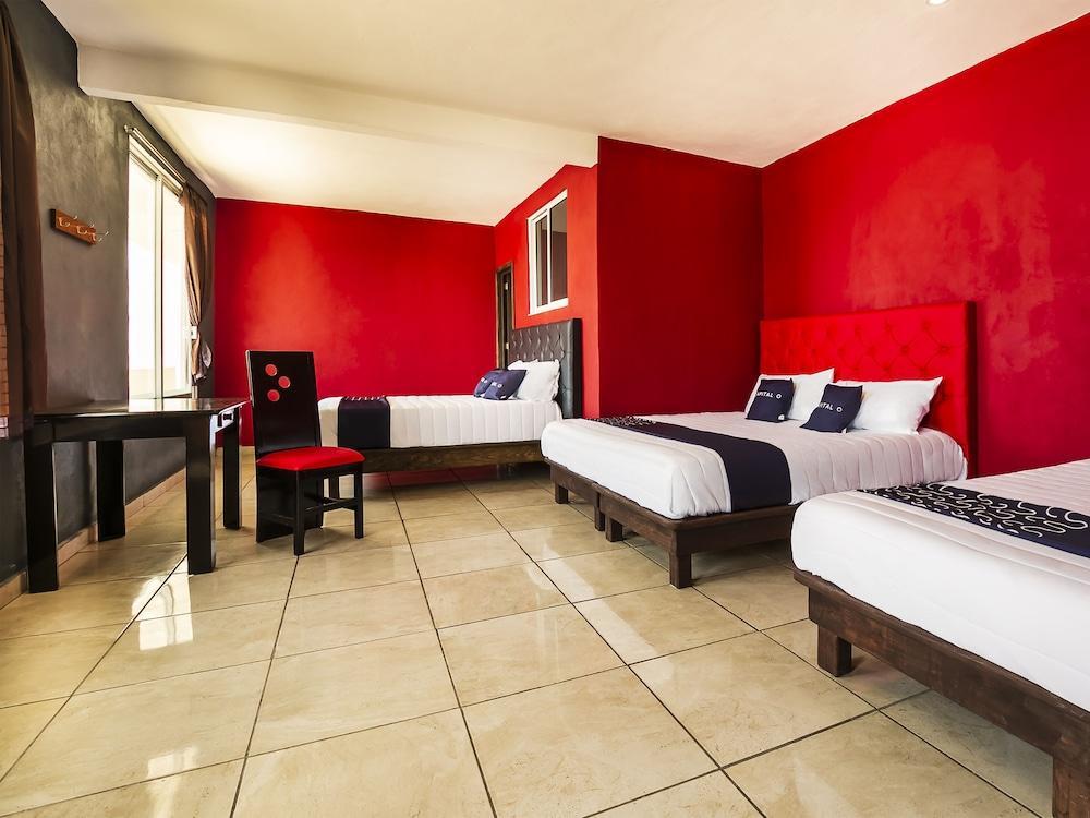 Hotel Alameda Maravatío Buitenkant foto